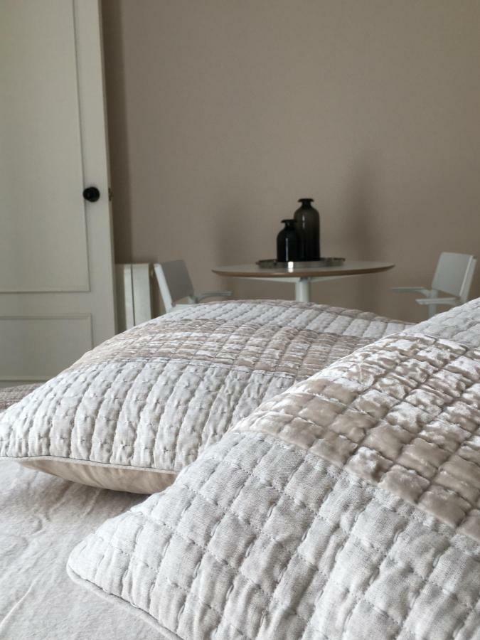 Bed and breakfast Casa Balmins Sitges Extérieur photo
