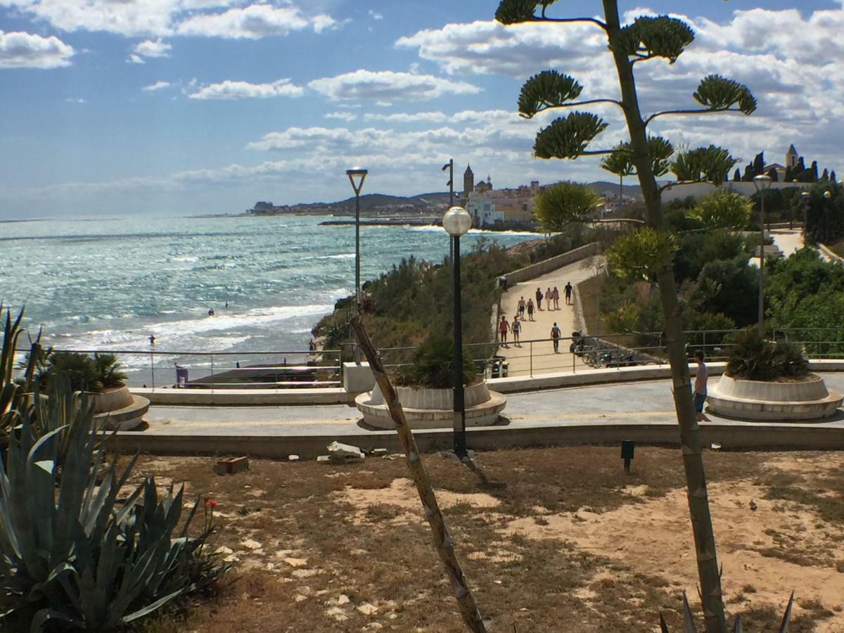 Bed and breakfast Casa Balmins Sitges Extérieur photo