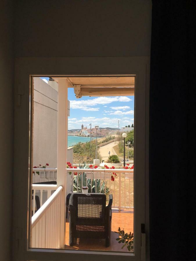 Bed and breakfast Casa Balmins Sitges Extérieur photo