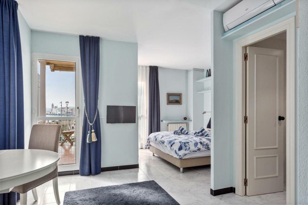 Bed and breakfast Casa Balmins Sitges Extérieur photo